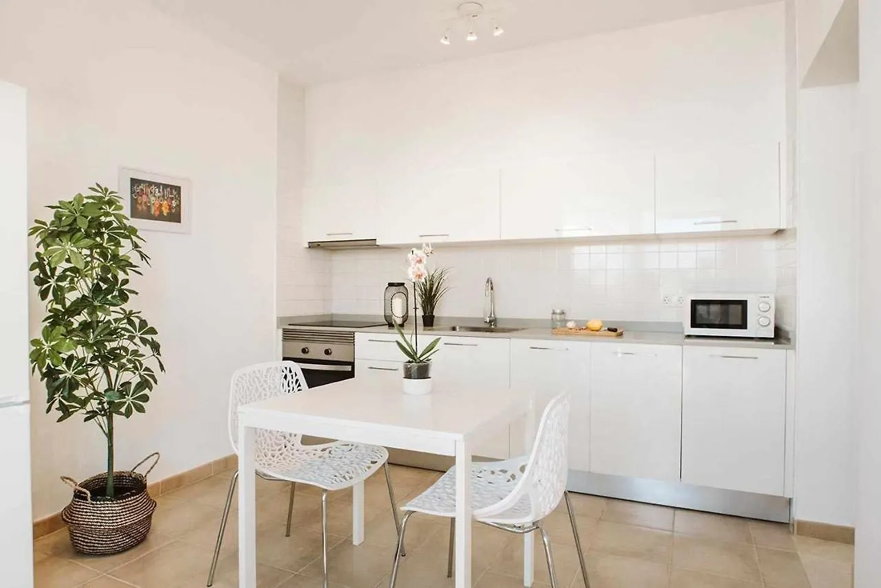 Villa Lyra, Piscina Climatizada Playa Blanca